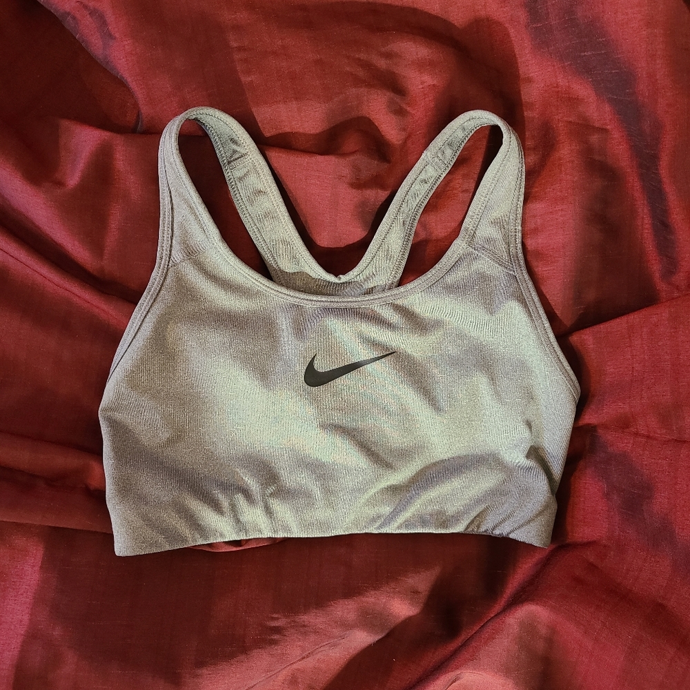 Nike Sports Bra, excellent condition, size S